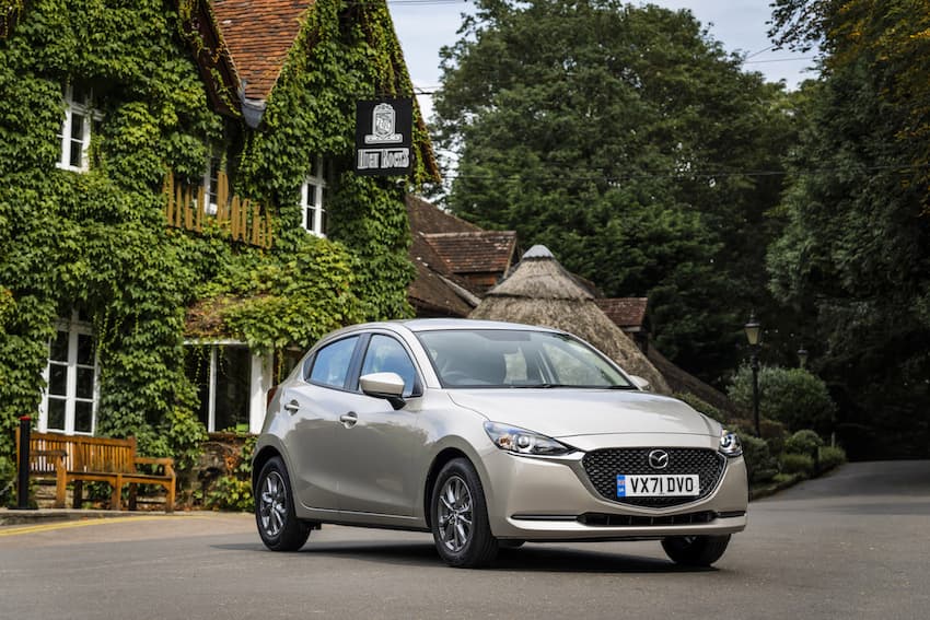 The forgotten city car? The Mazda 2 is here as a hybrid.